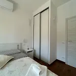 Lb House Daire Rapallo