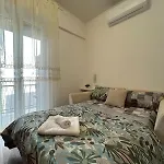 Lb House Daire Rapallo